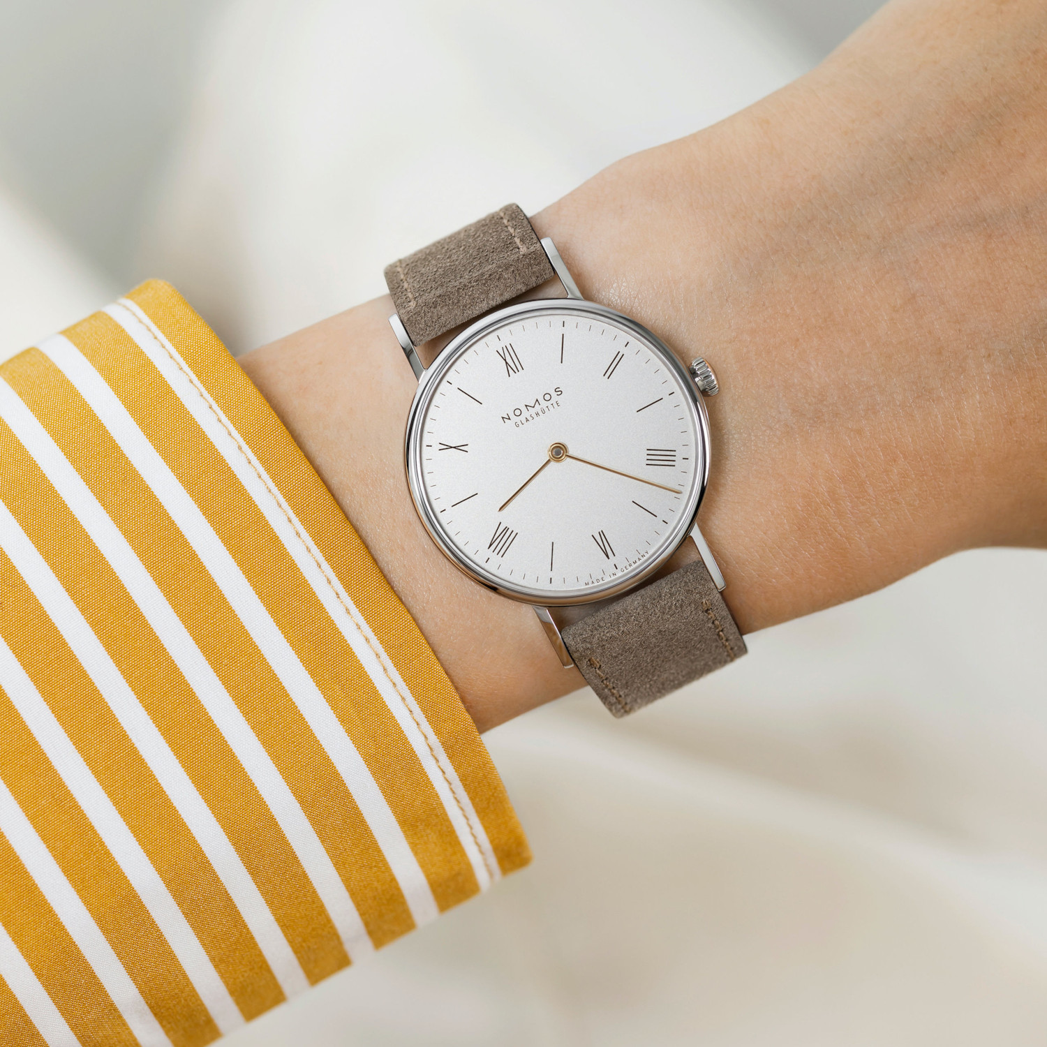NOMOS Glashütte Ludwig 33 Duo Produktbild main 4