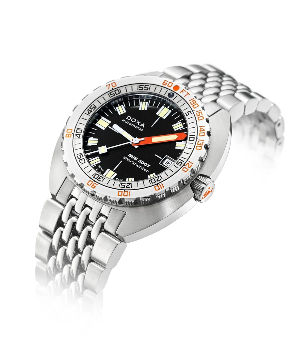 Doxa Sub 300T Sharkhunter Produktbild main 2