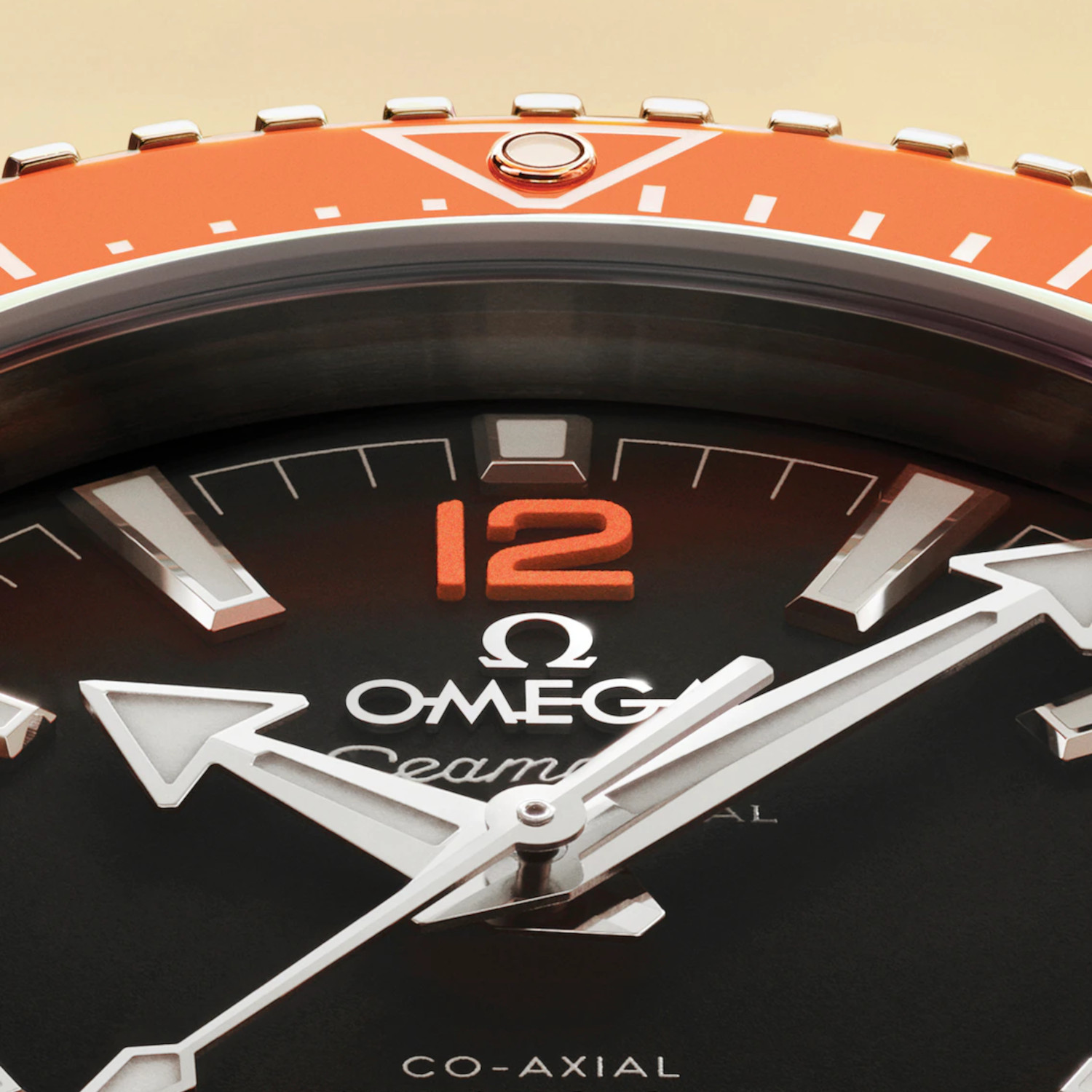 OMEGA Planet Ocean 600M Produktbild main 4