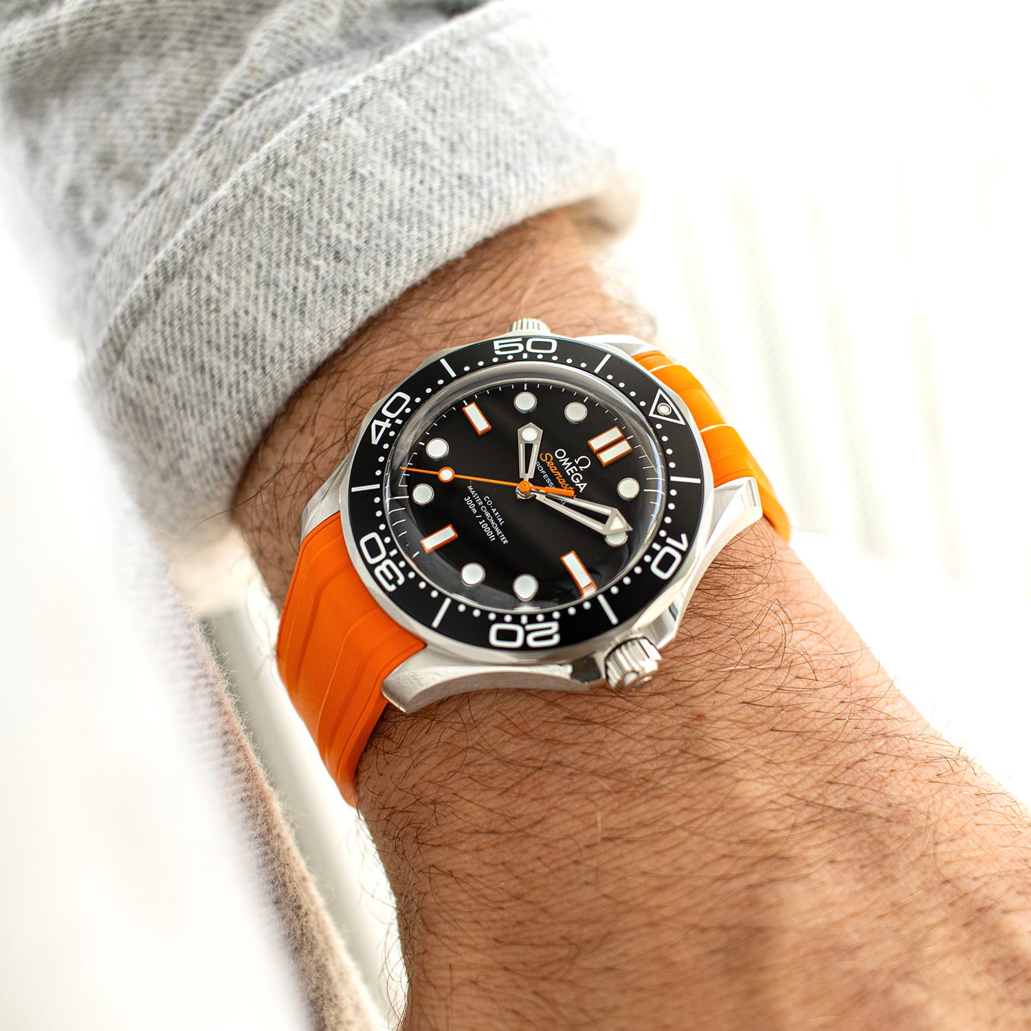 OMEGA Seamaster Diver 300M – Kautschukband Orange ohne Faltschließe 20 mm – S Produktbild main 3