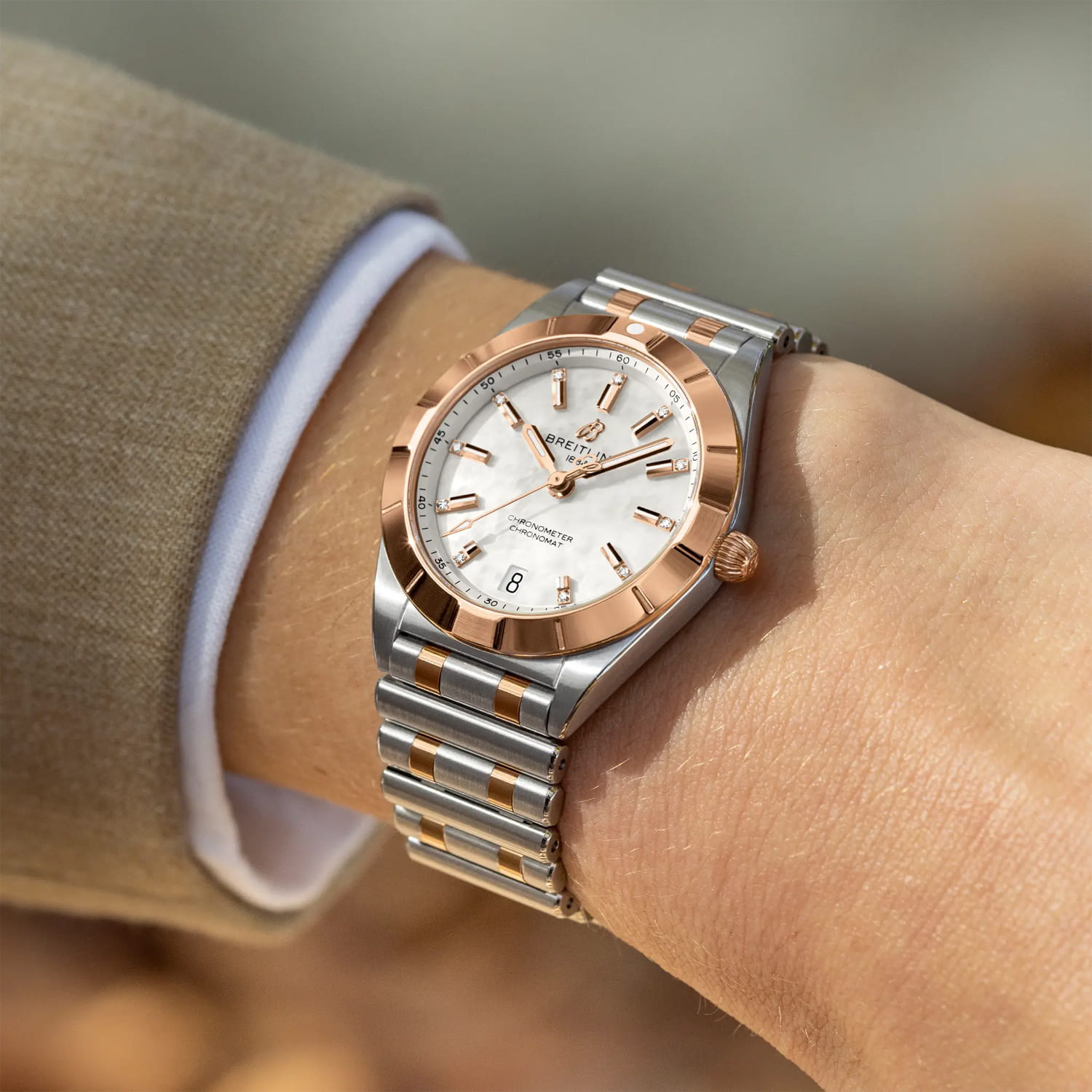 Breitling Chronomat 32 Produktbild main 4