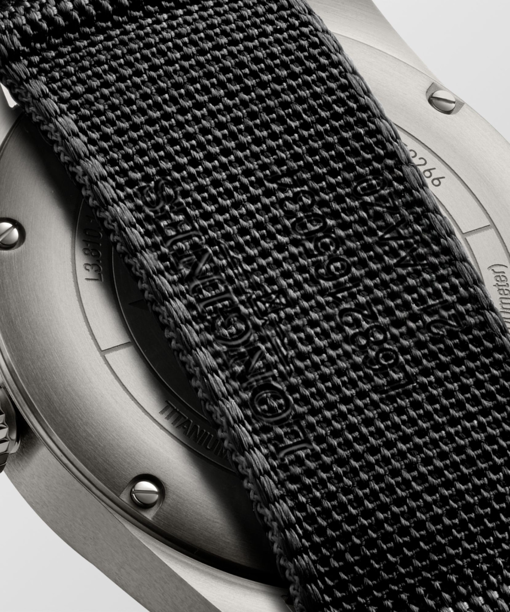 Longines Spirit Titan 40 Produktbild main 3