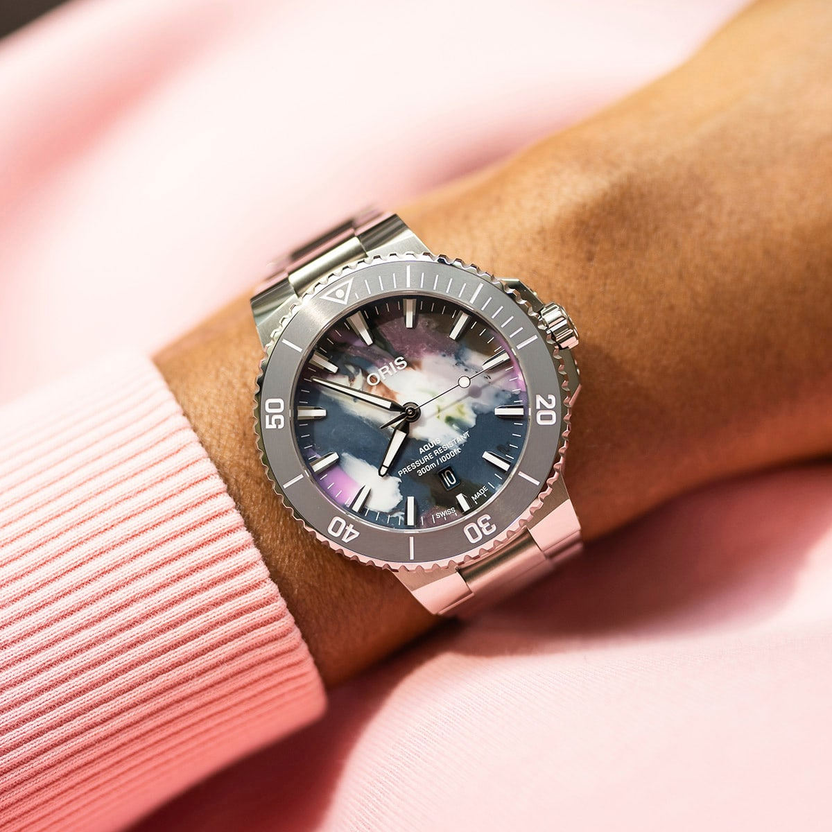 Oris Aquis Date Upcycle Produktbild main 1