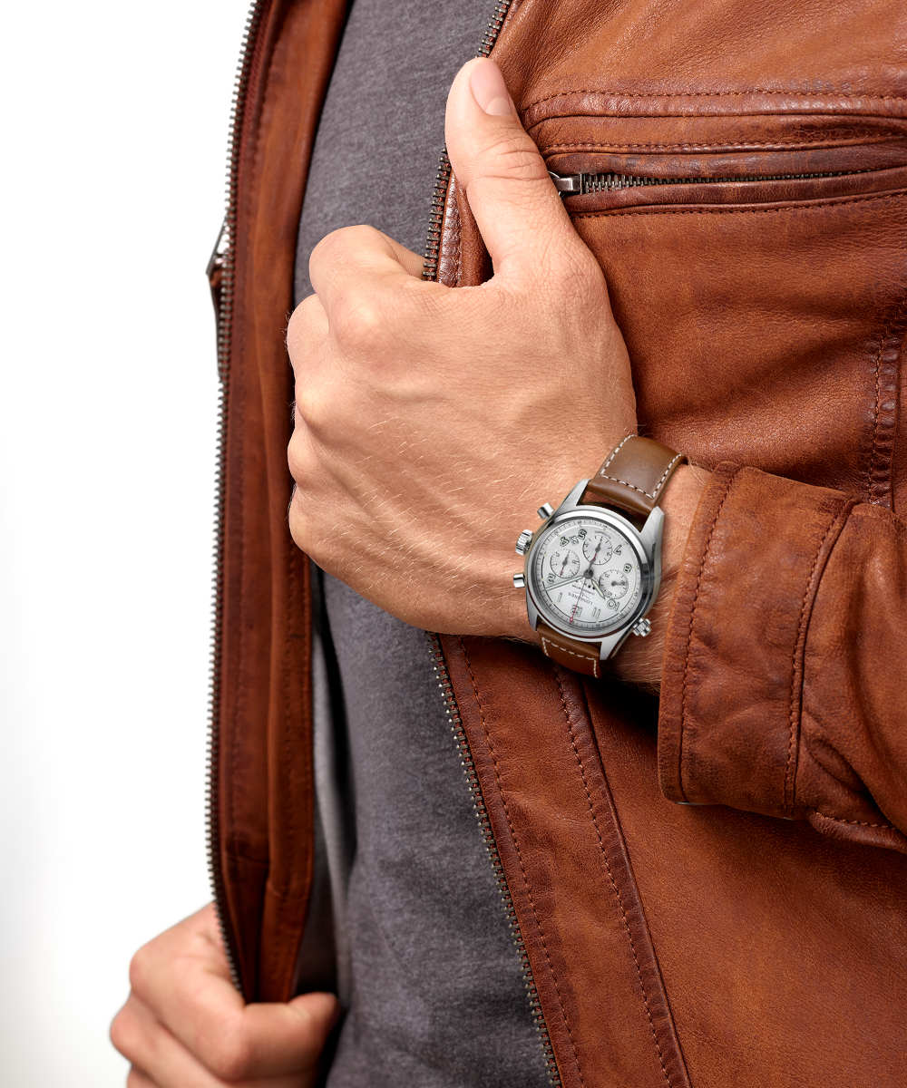 Longines Spirit Chronograph 42 Produktbild main 2