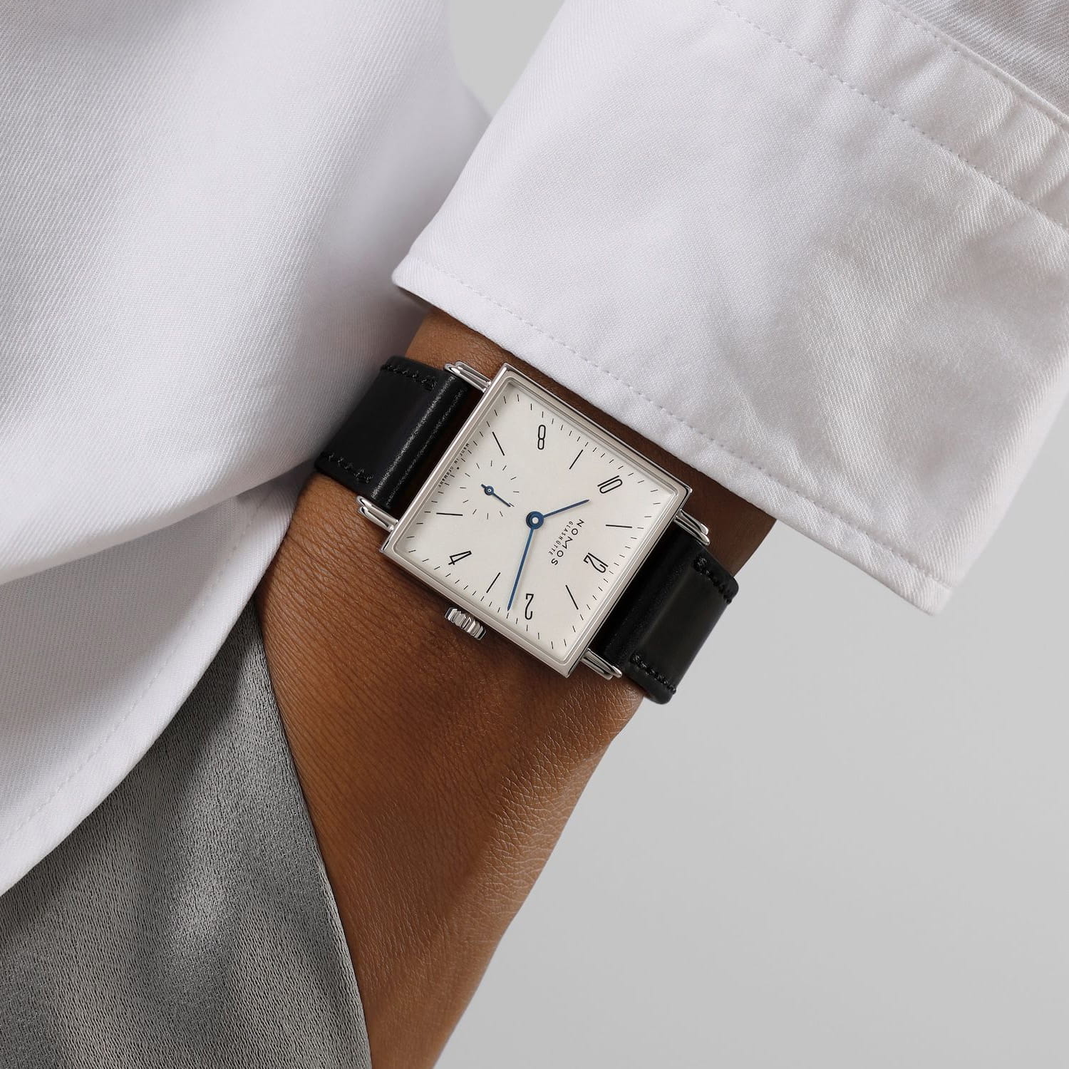 NOMOS Glashütte Tetra 27 Produktbild main 4