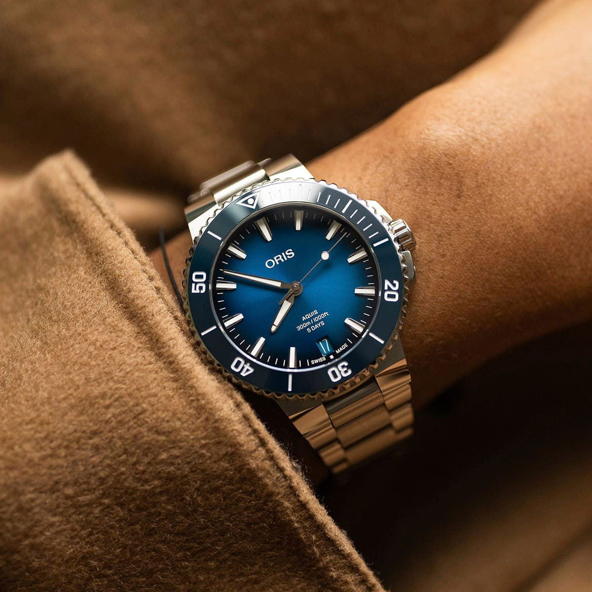 Oris Aquis Date Calibre 400 Produktbild main 1