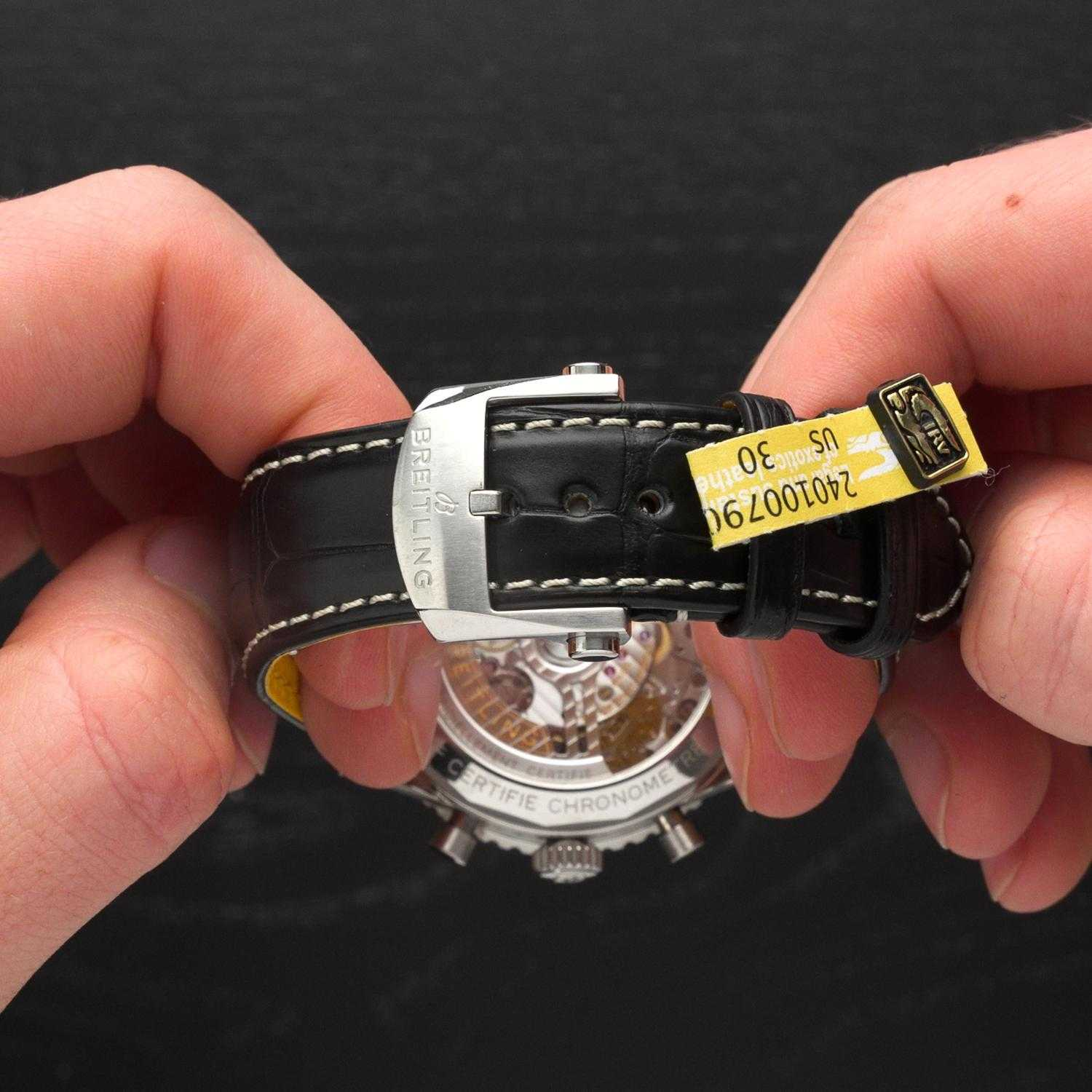 Breitling Navitimer B01 Chronograph 41 CPO2 Produktbild main 2