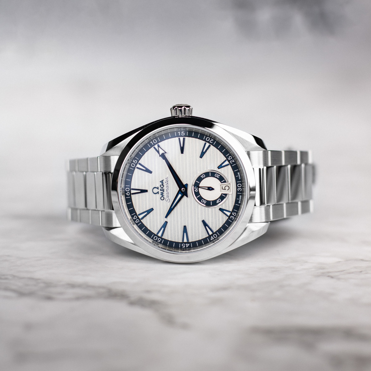 OMEGA Seamaster Aqua Terra Small Seconds 41 Produktbild main 3
