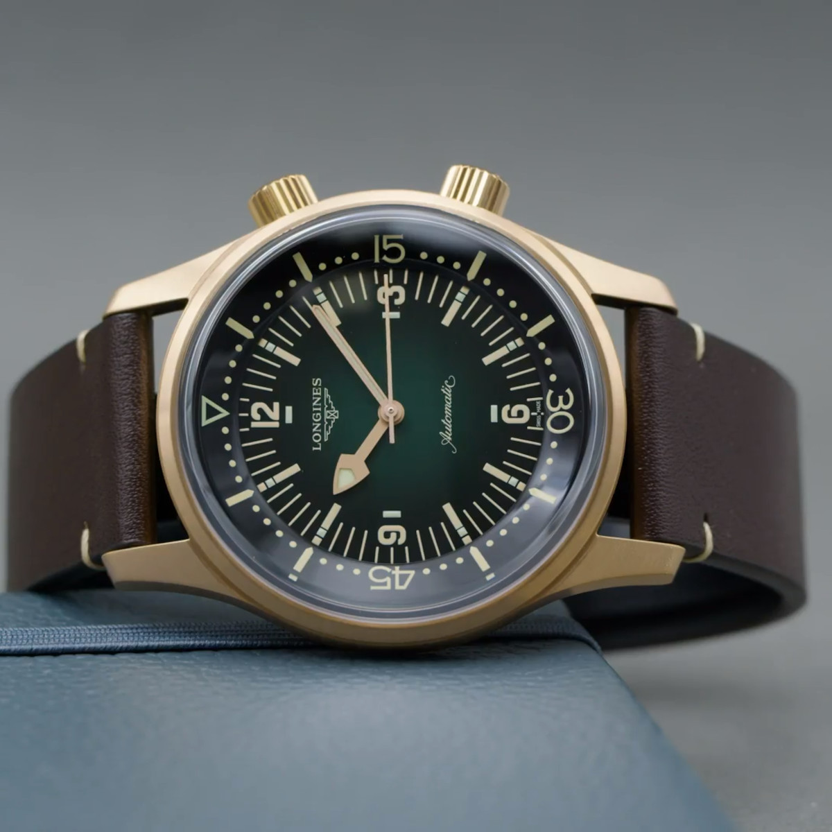 Longines Legend Diver 42 Produktbild main 2