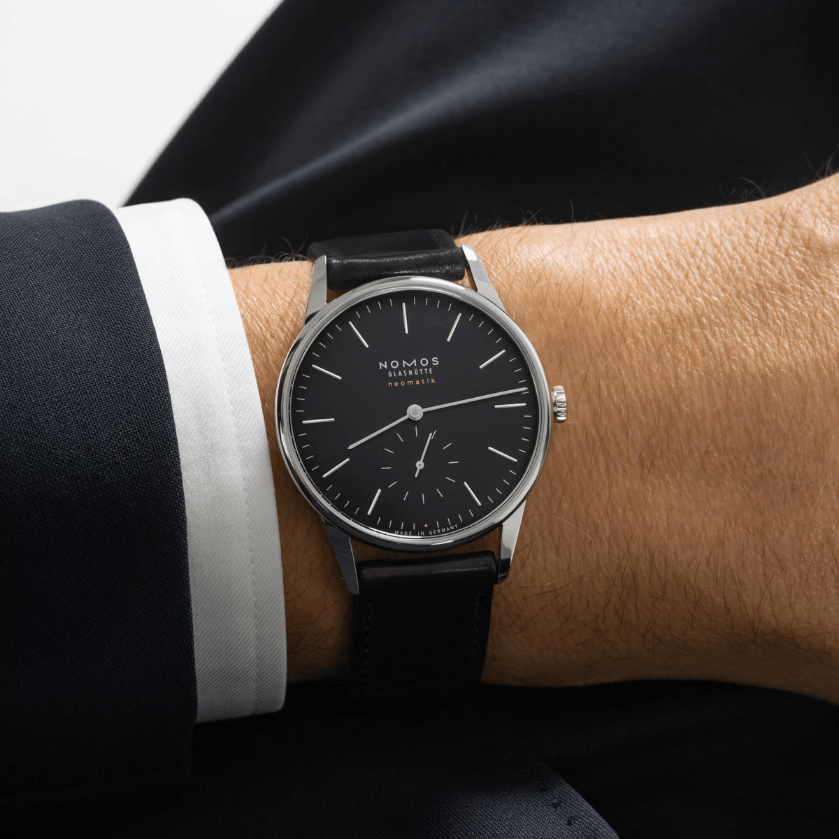 NOMOS Glashütte Orion Neomatik 39 New Black Produktbild main 1