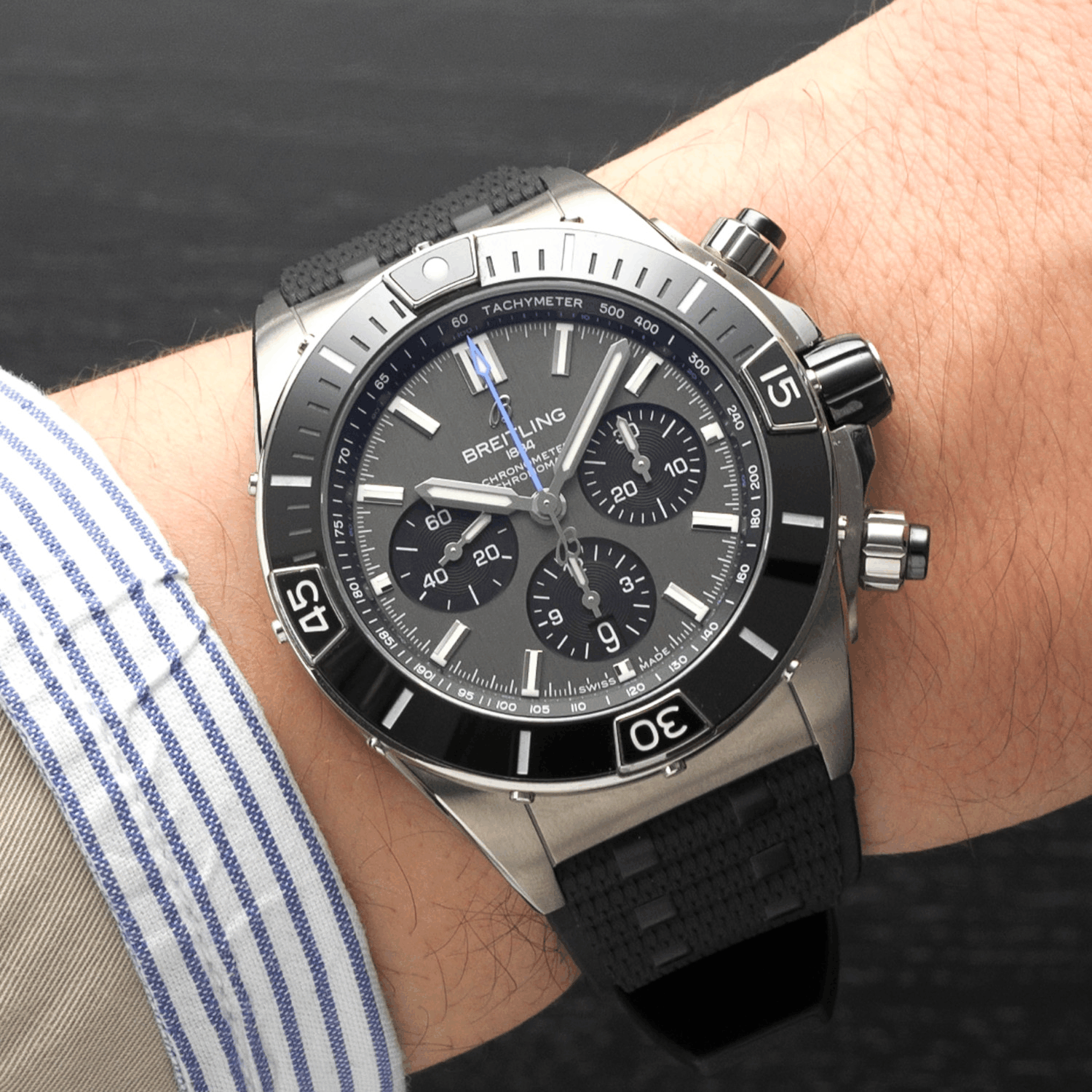 Breitling Super Chronomat B01 44 CPO Produktbild main 2