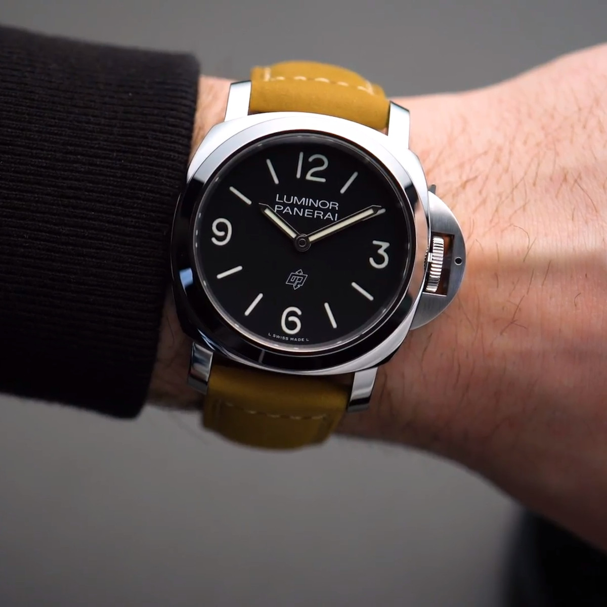Panerai Luminor Base Logo Produktbild main 2