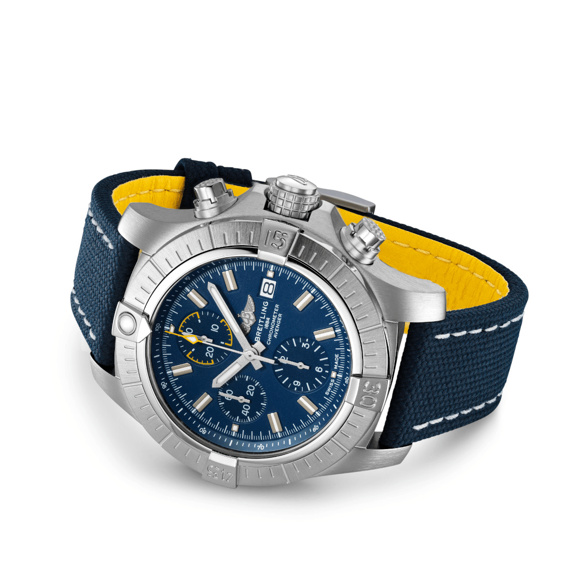 Breitling Avenger Chronograph 45 Produktbild main 2