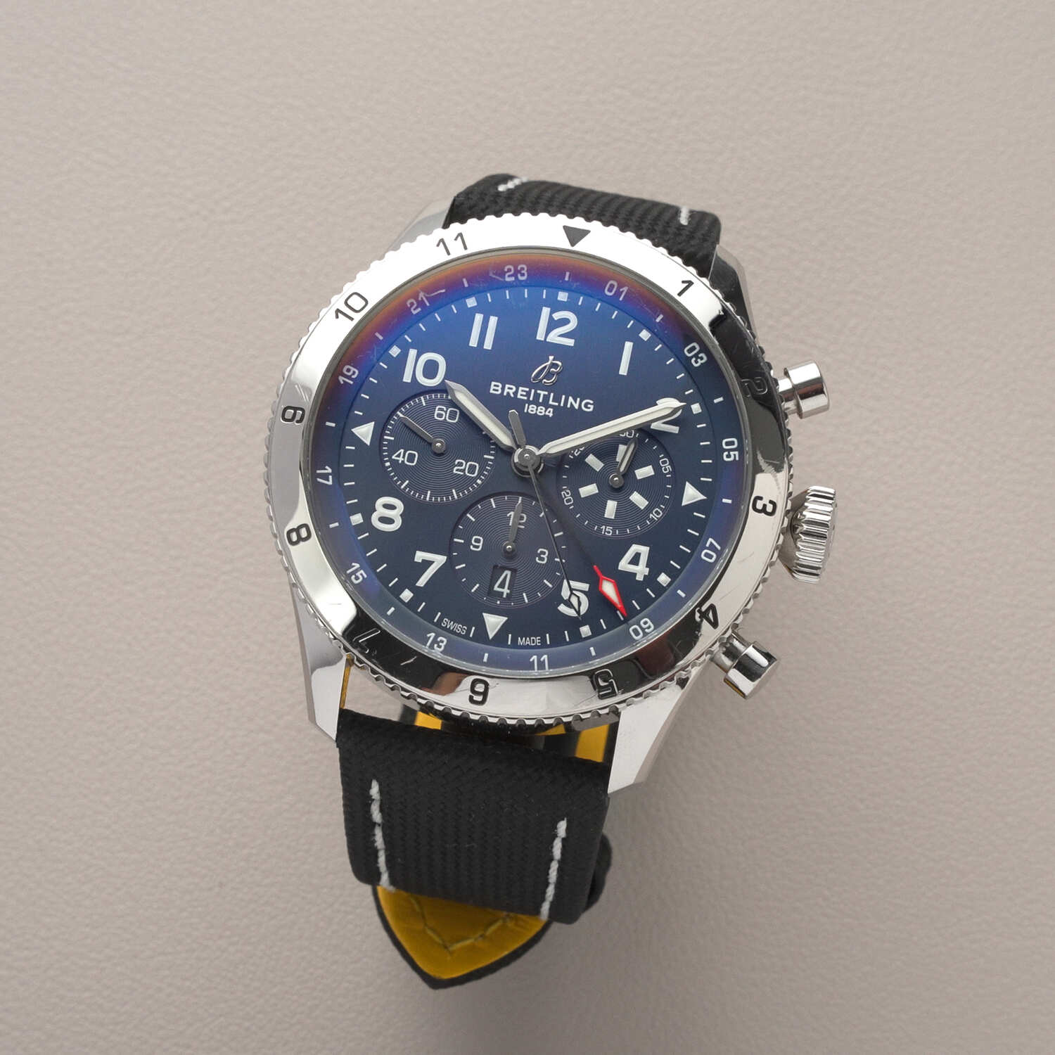Breitling Super Avi B04 Chronograph GMT 46 CPO Produktbild main 0