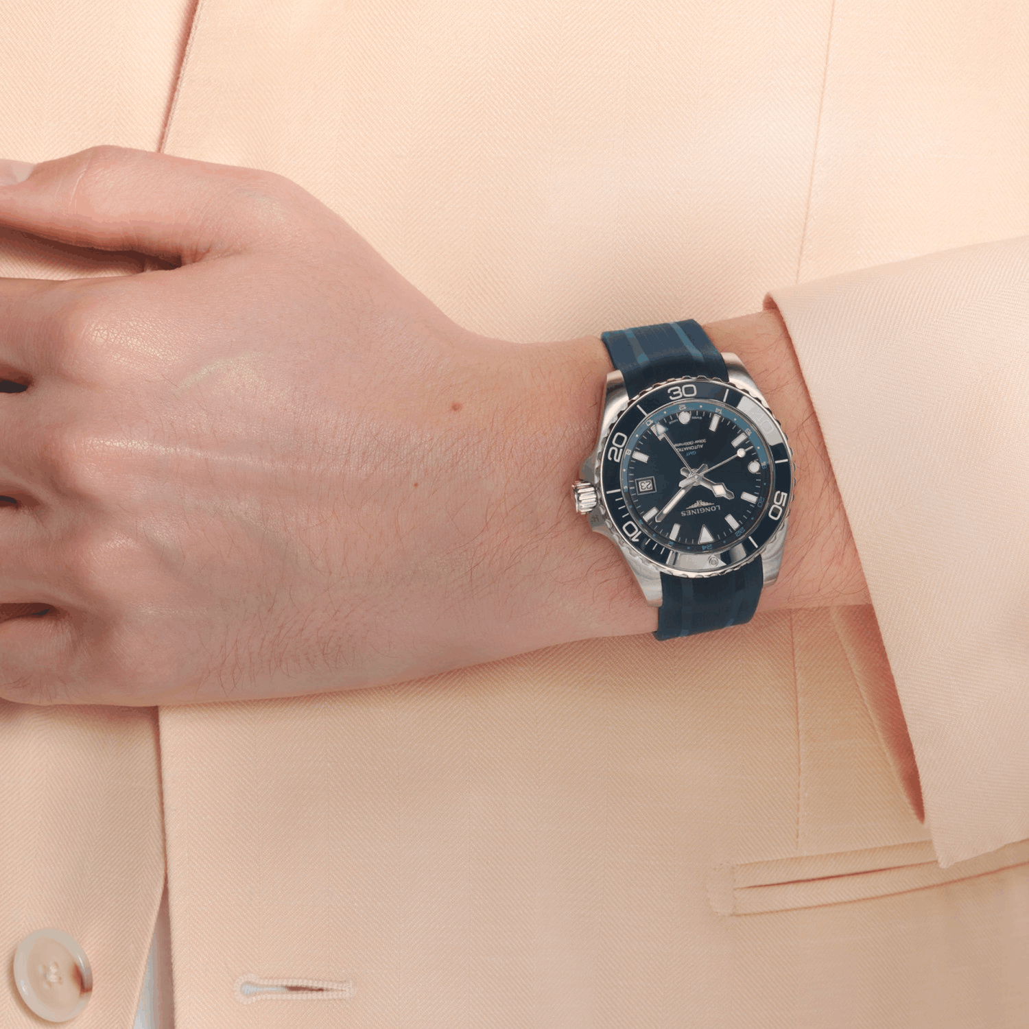 Longines HydroConquest GMT Produktbild main 1