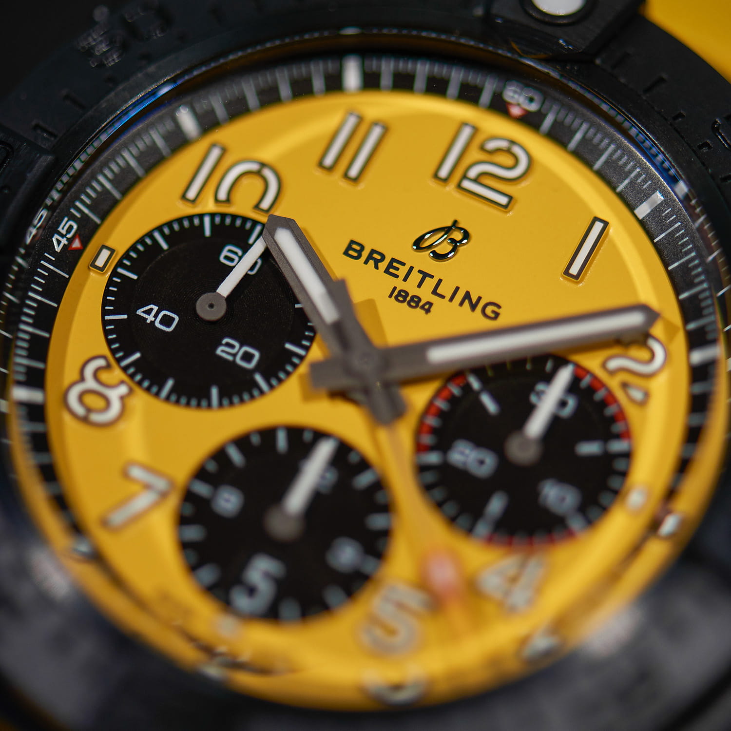 Breitling Avenger B01 Chronograph 44 Night Misson CPO2 Produktbild main 7