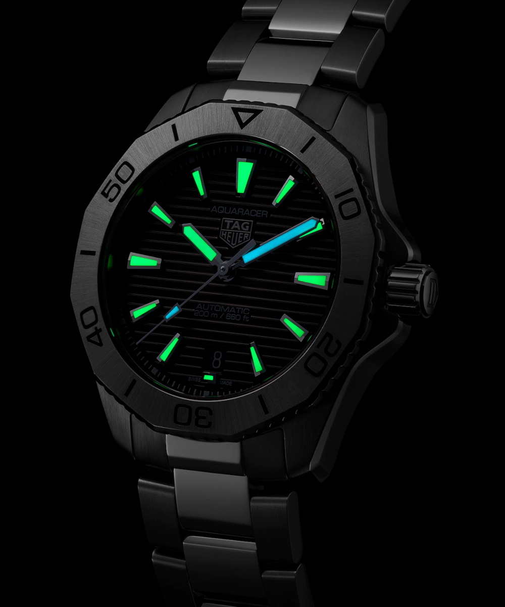 TAG HEUER Aquaracer Professional 200 Date Produktbild main 1