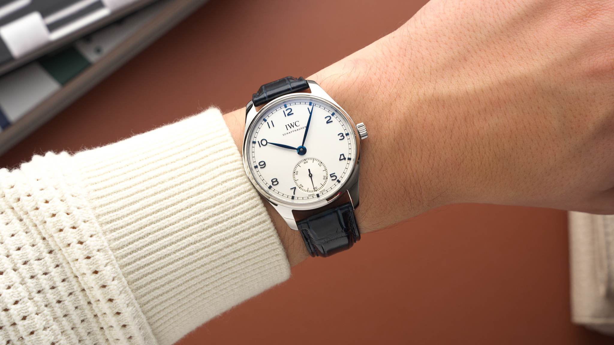 product-gallery-carousel-0