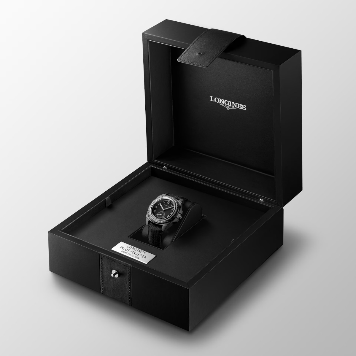 Longines Pilot Majetek Pioneer Edition Produktbild main 3