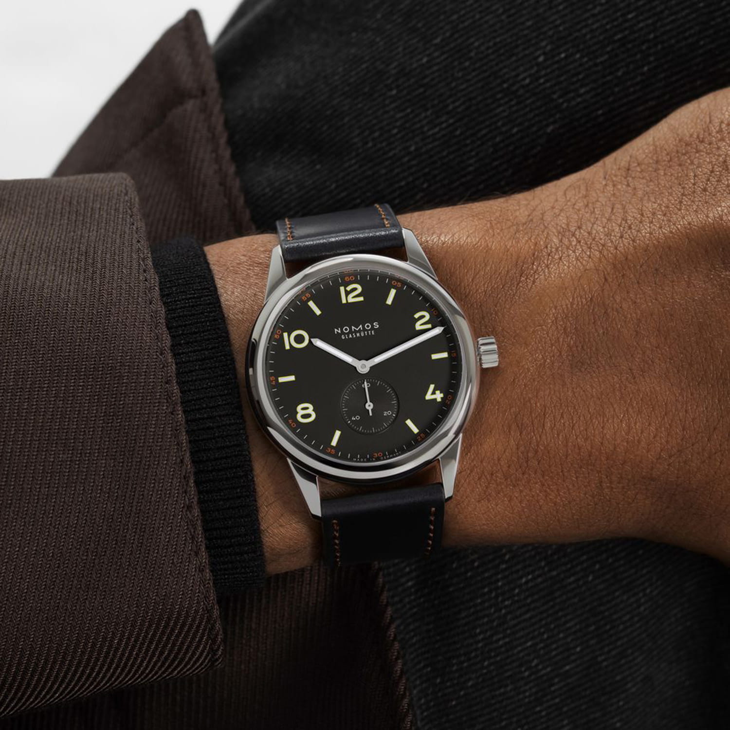 NOMOS Glashütte Club 38 Ruthenium Produktbild main 7
