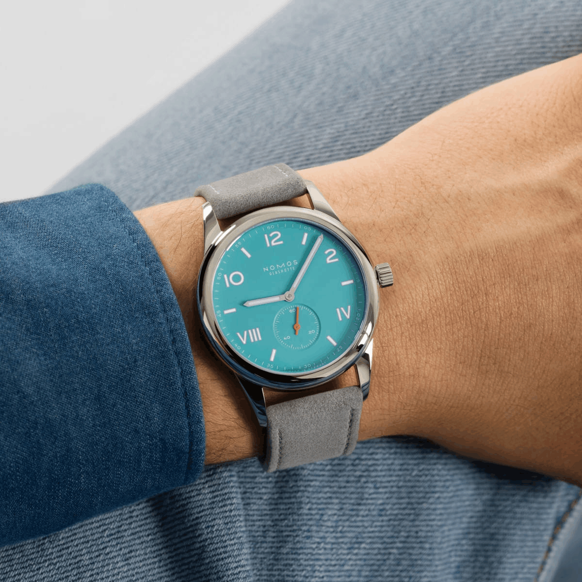 NOMOS Glashütte Club Campus 38 Endless Blue Produktbild main 3