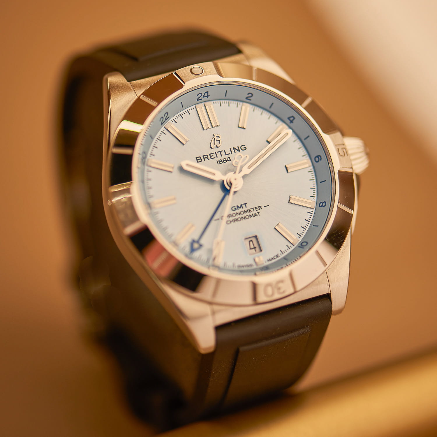 Breitling Chronomat Automatic GMT 40 CPO Produktbild main 3