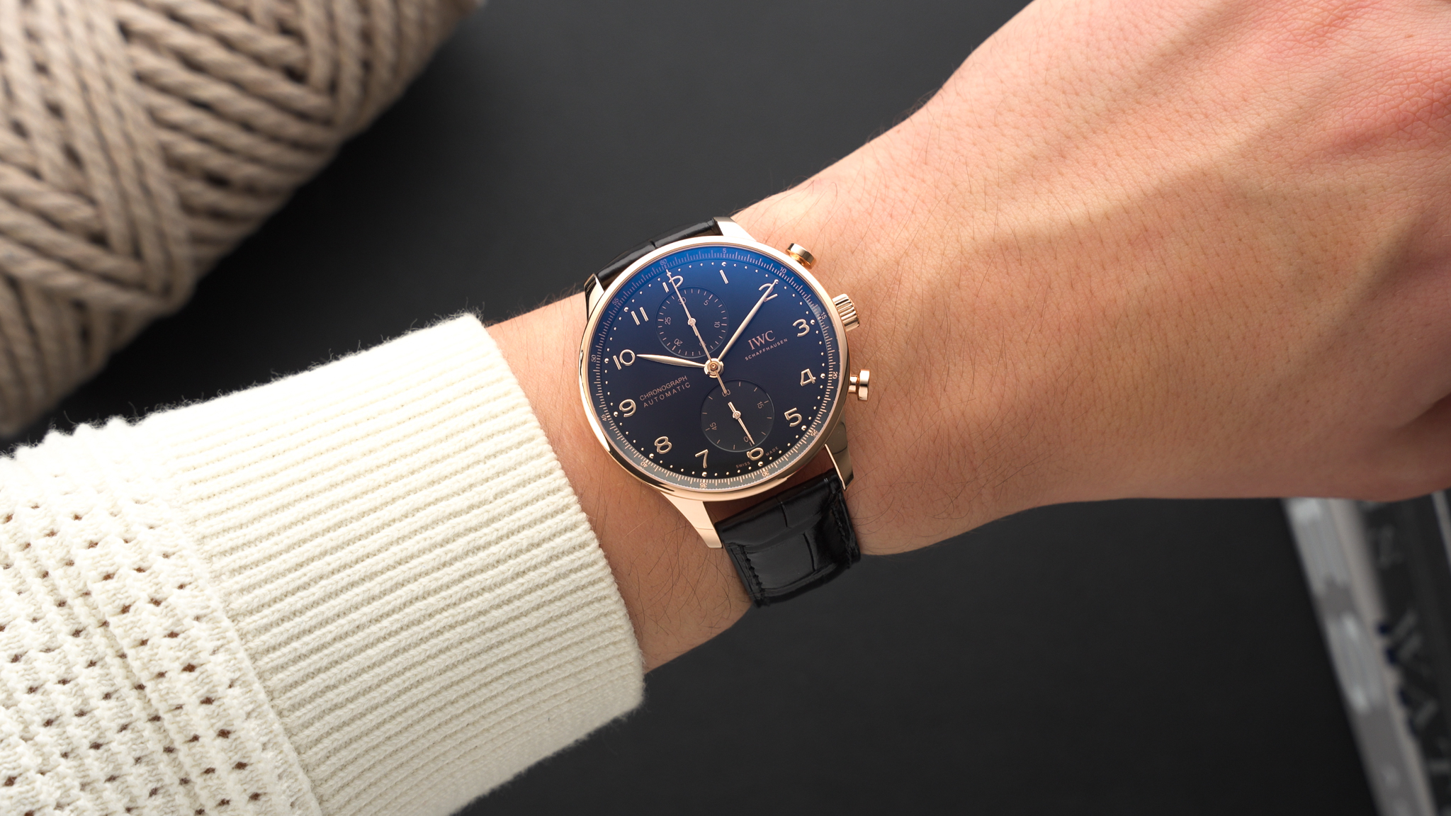 product-gallery-carousel-0