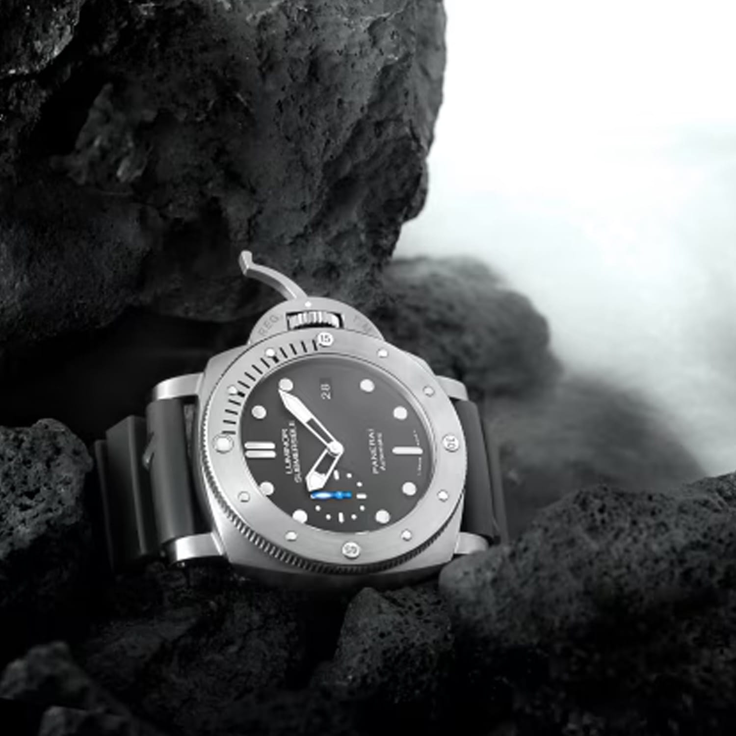 Panerai Submersible Automatik 47 Produktbild main 3