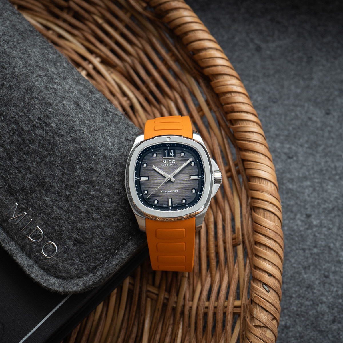 Mido Multifort TV Big Date Produktbild main 4