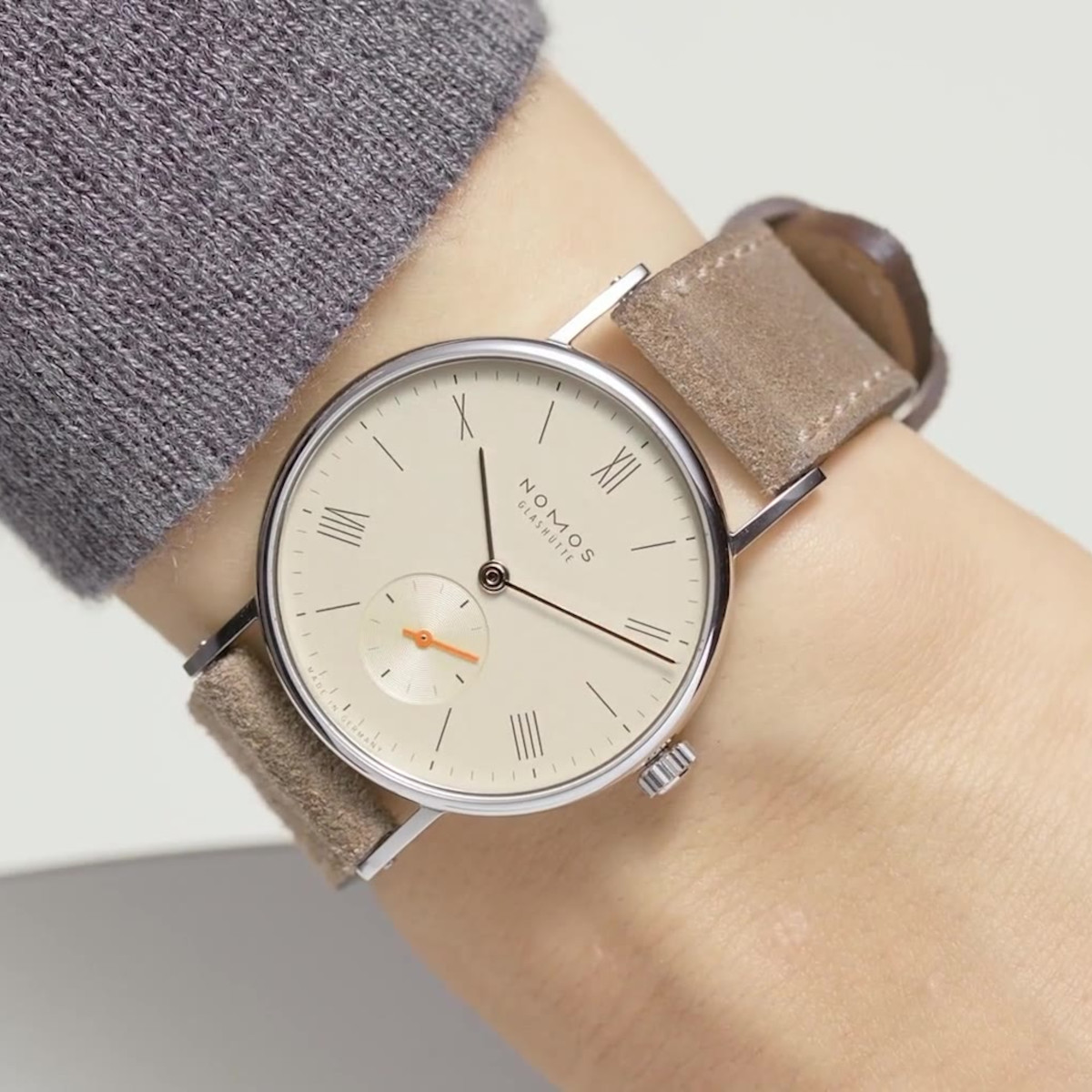 NOMOS Glashütte Ludwig 33 Champagner  Produktbild main 1