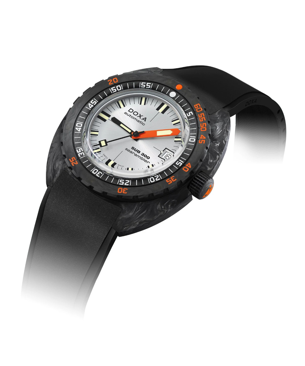 Doxa Sub 300 Carbon Searambler Produktbild main 1