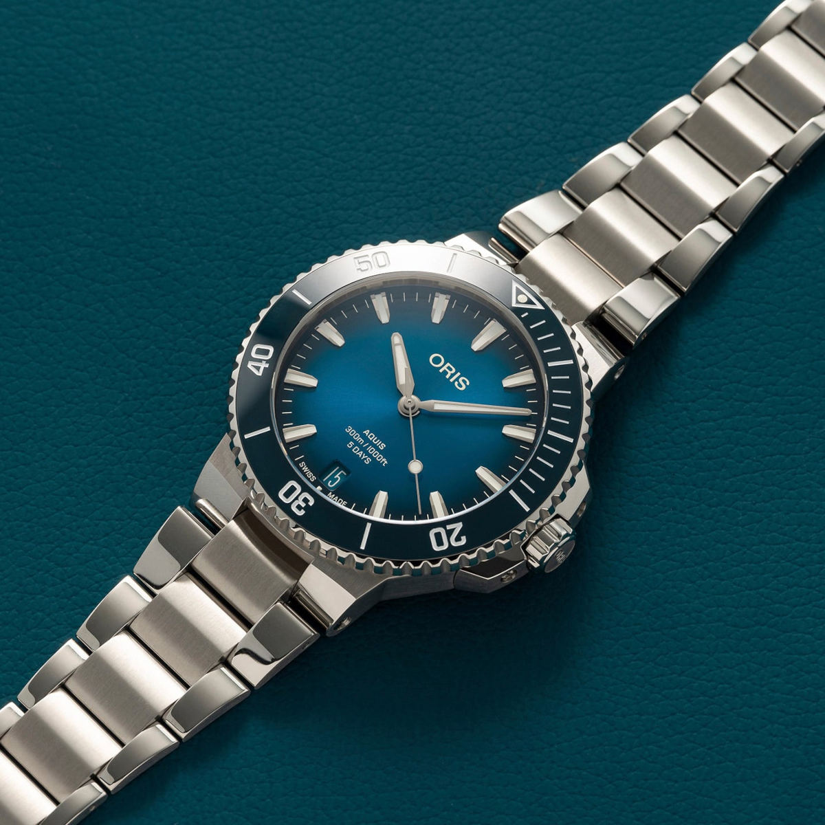 Oris Aquis Date Calibre 400 Produktbild main 4