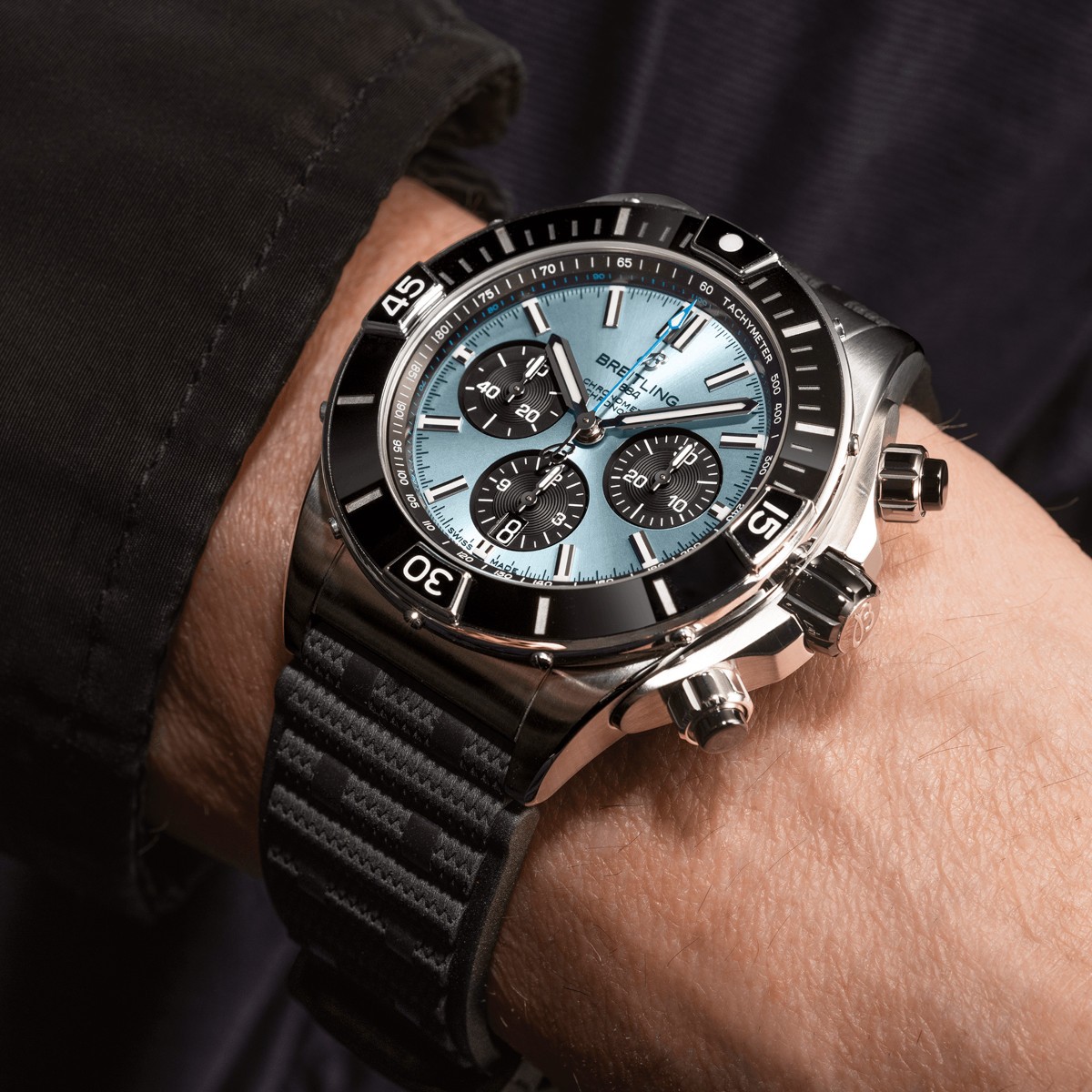 Breitling Super Chronomat B01 44 Produktbild main 3