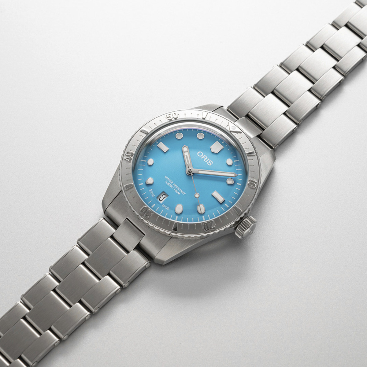 Oris Divers Sixty-Five "Cotton Candy" Produktbild main 4