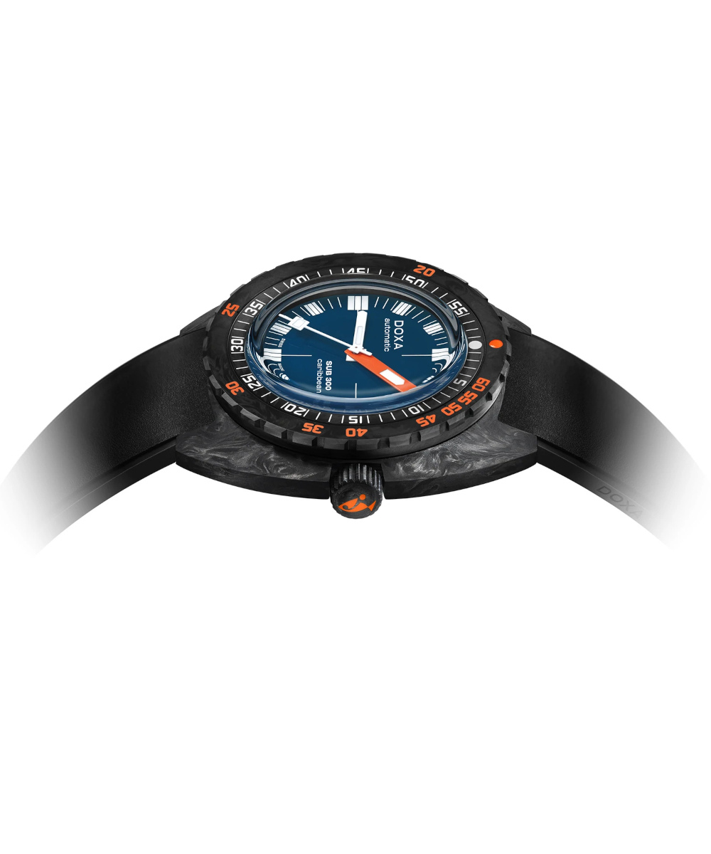 Doxa Sub 300 Carbon Caribbean Produktbild main 2