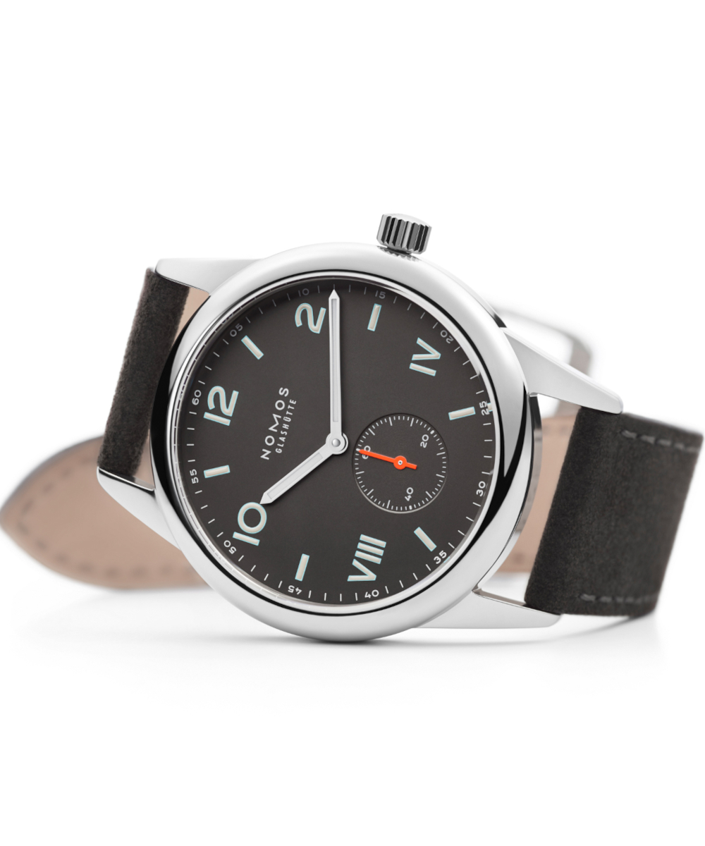 NOMOS Glashütte Club Campus 38 Nacht Produktbild main 2