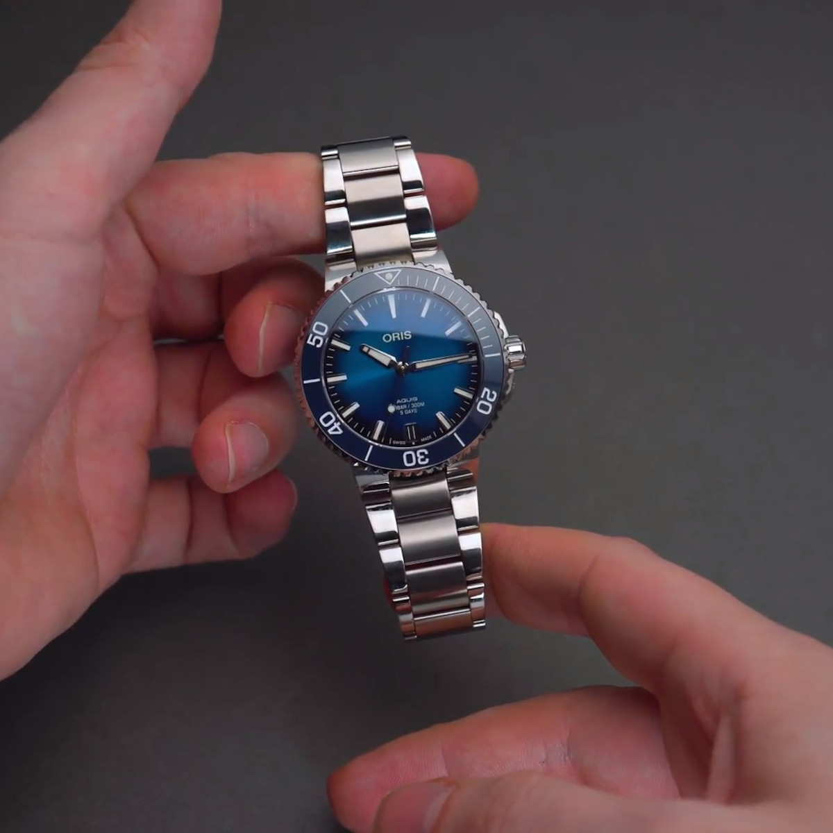 Oris Aquis Date Calibre 400 41,5 Produktbild main 3