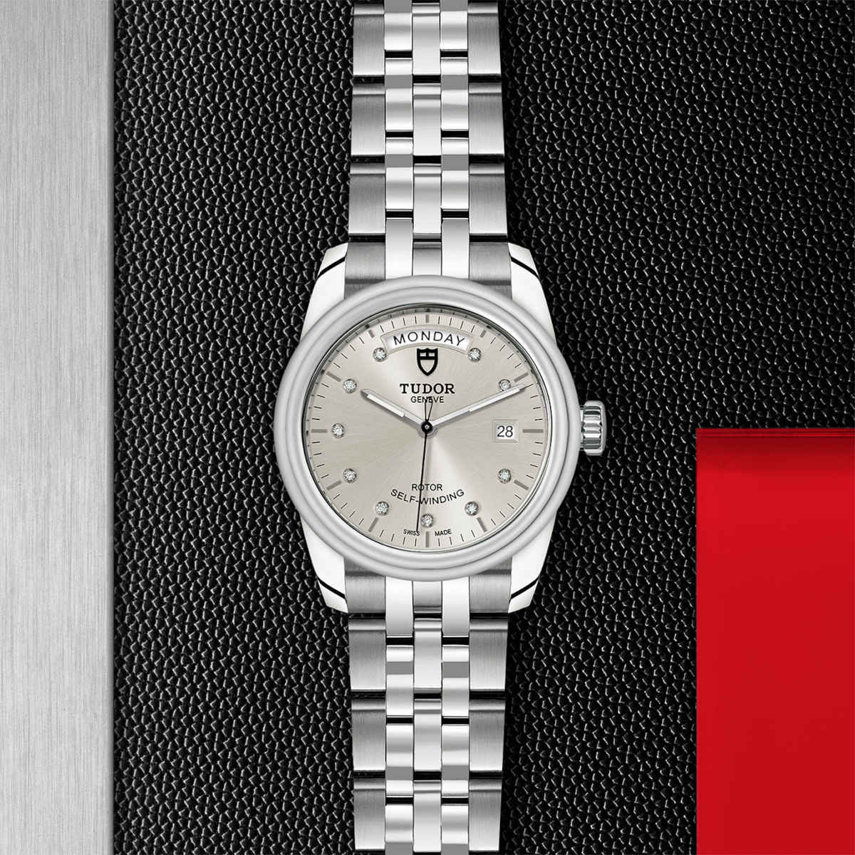 TUDOR Glamour Date Day 39 Produktbild main 2