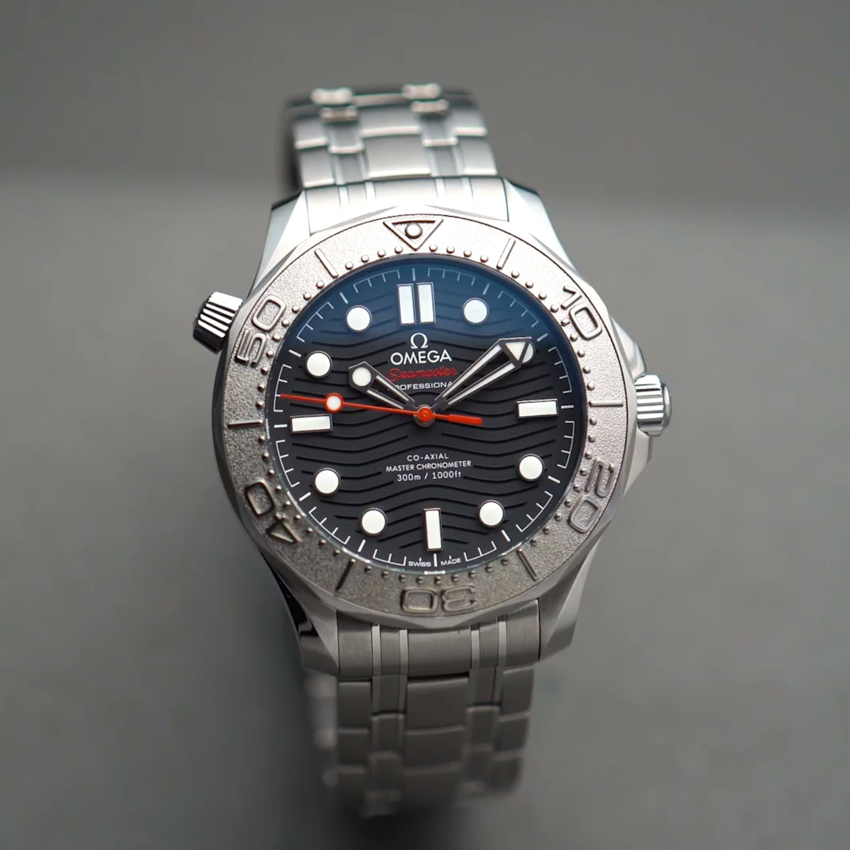 OMEGA Seamaster Diver 300M Nekton 42 Produktbild main 5