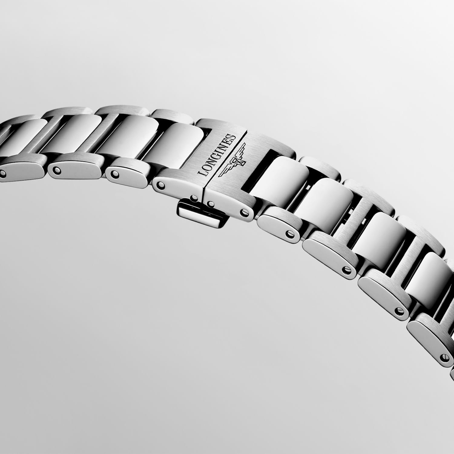 Longines Conquest Produktbild main 2