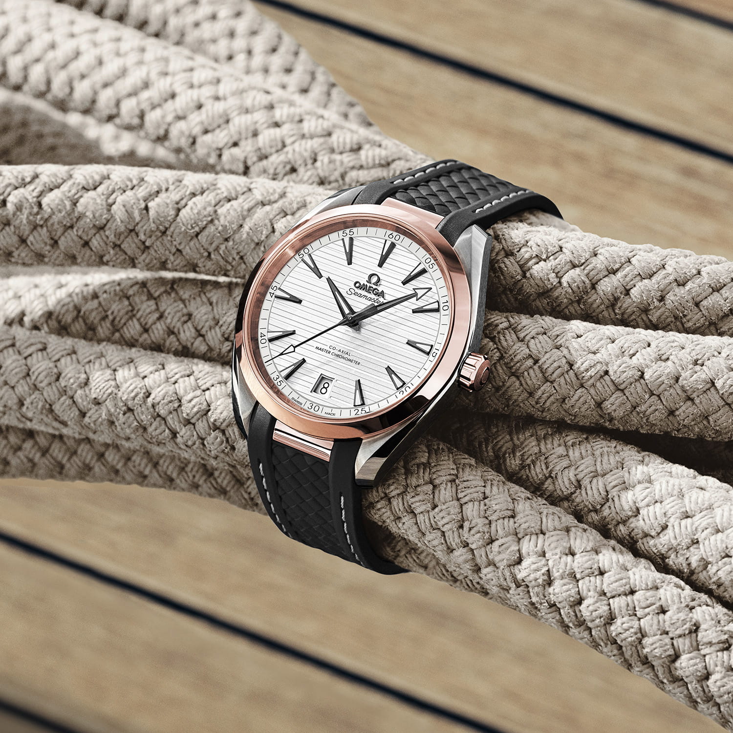 OMEGA Seamaster Aqua Terra 150M Produktbild main 2
