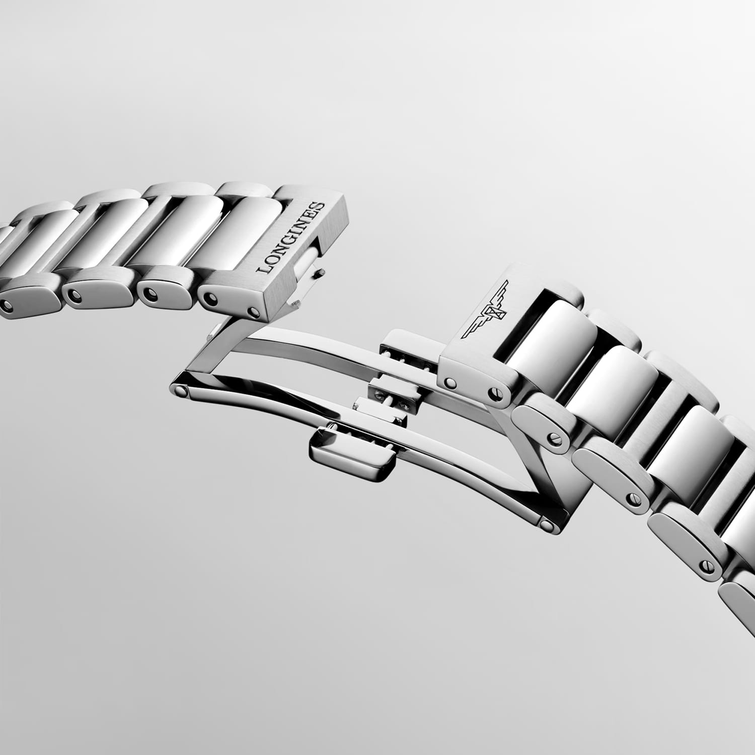 Longines Conquest Produktbild main 2