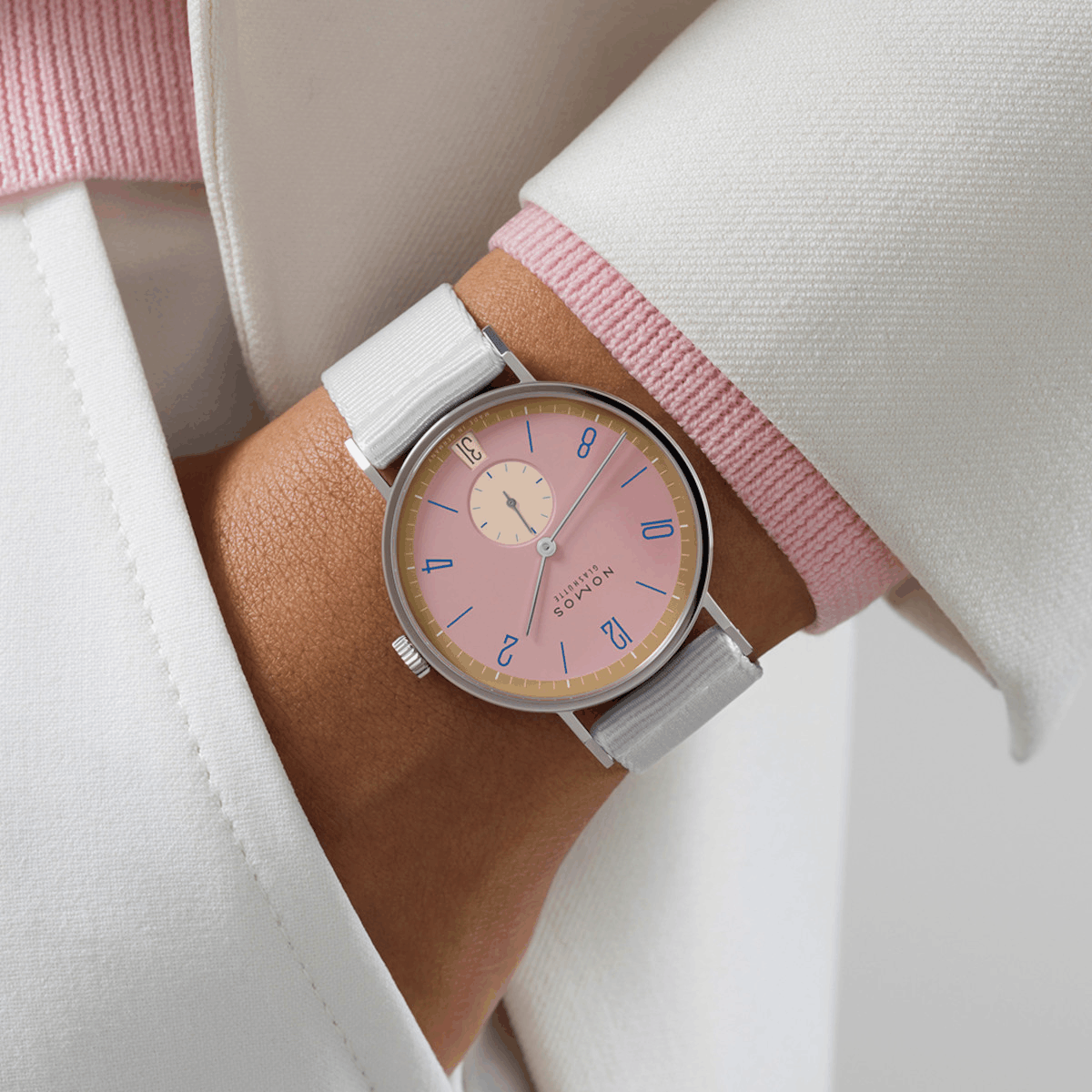 NOMOS Glashütte Tangente 38 Datum Pompadour Produktbild main 1