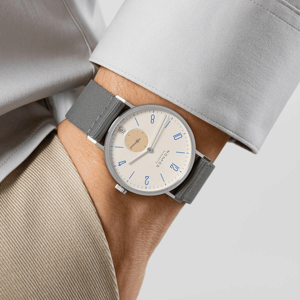 NOMOS Glashütte Tangente 38 Datum Schulhausweiß Produktbild main 1