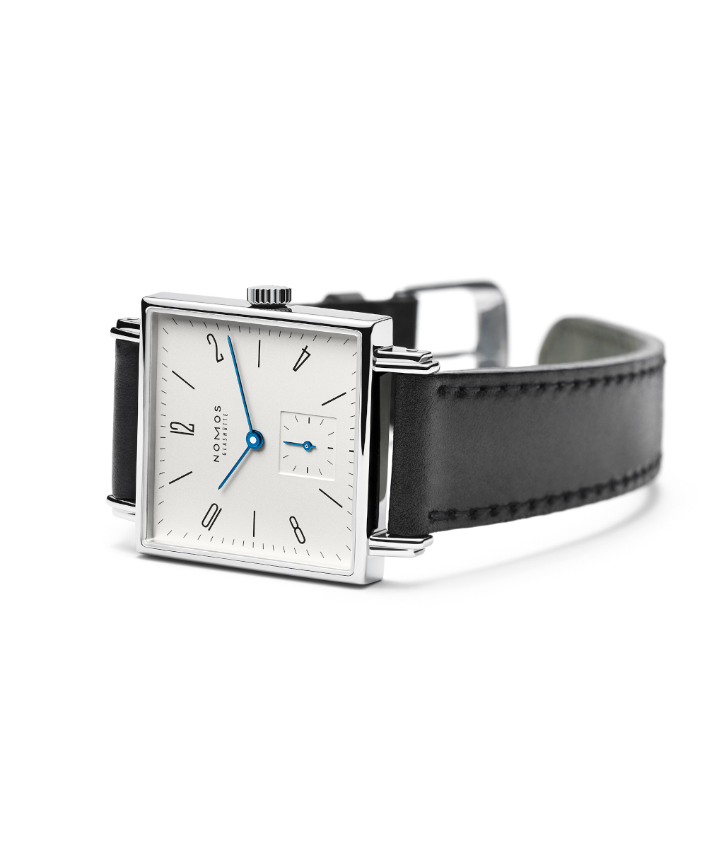 NOMOS Glashütte Tetra Glasboden Produktbild main 1