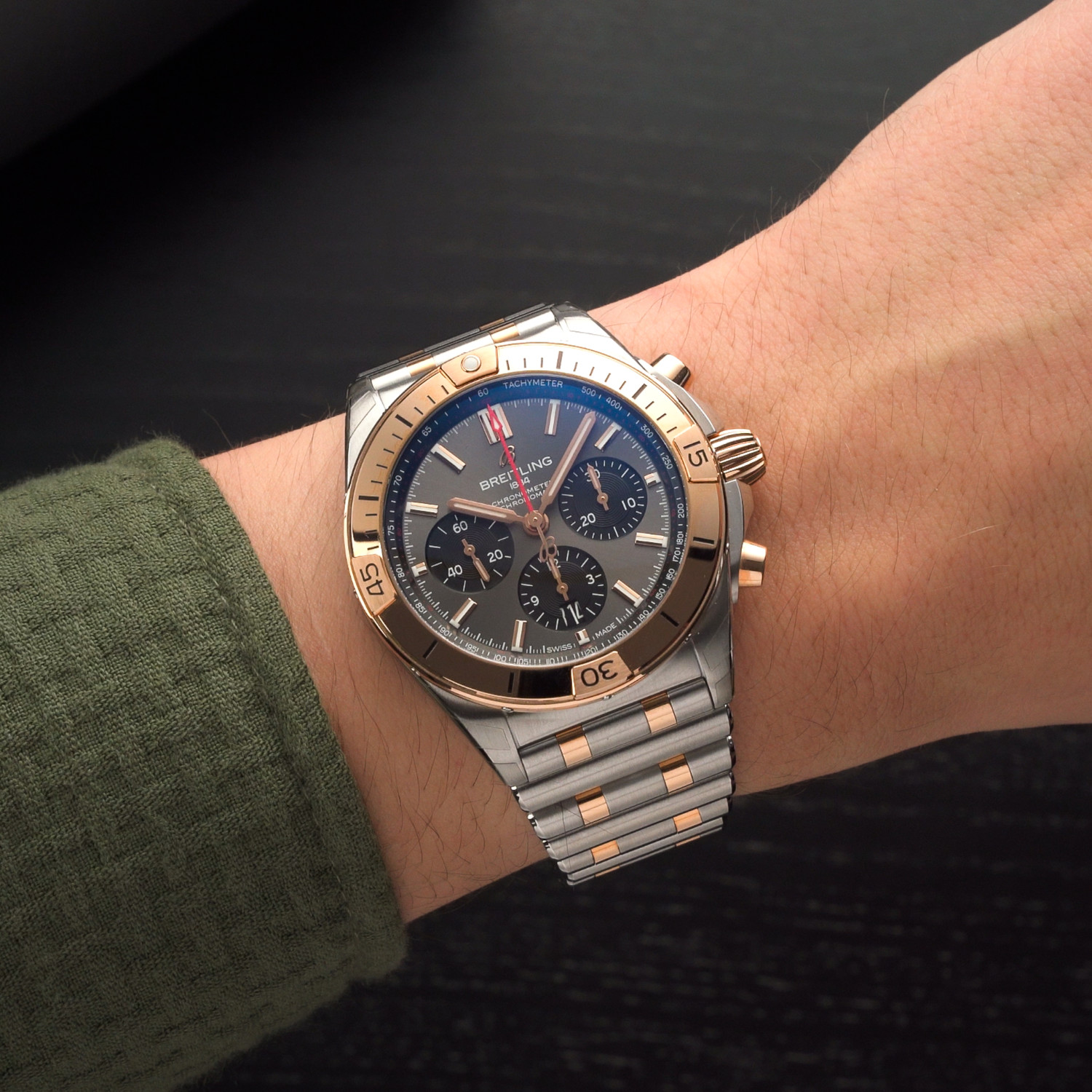 Breitling Chronomat B01 42 CPO Produktbild main 3