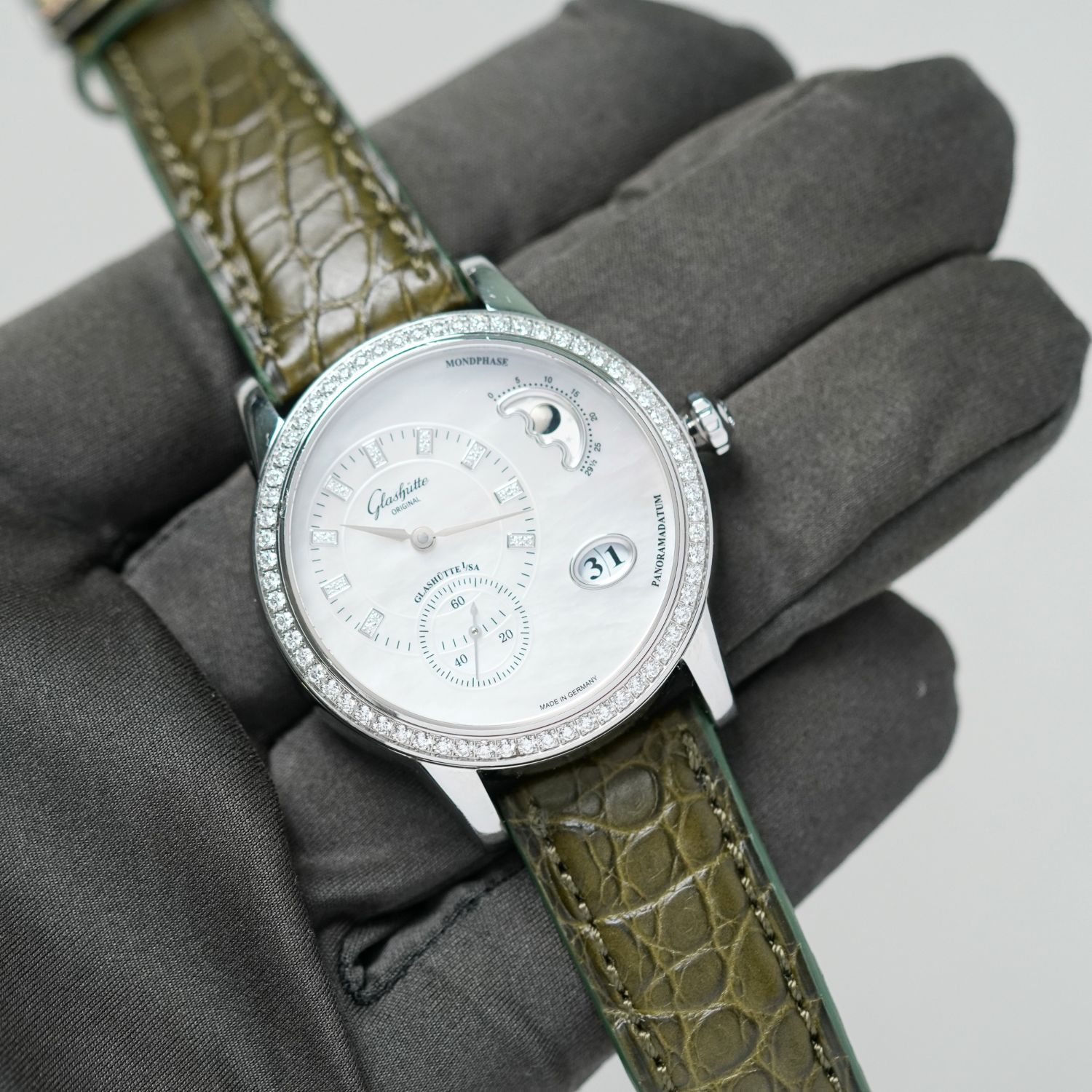 Glashütte Original Pano Matic Luna CPO Produktbild main 3
