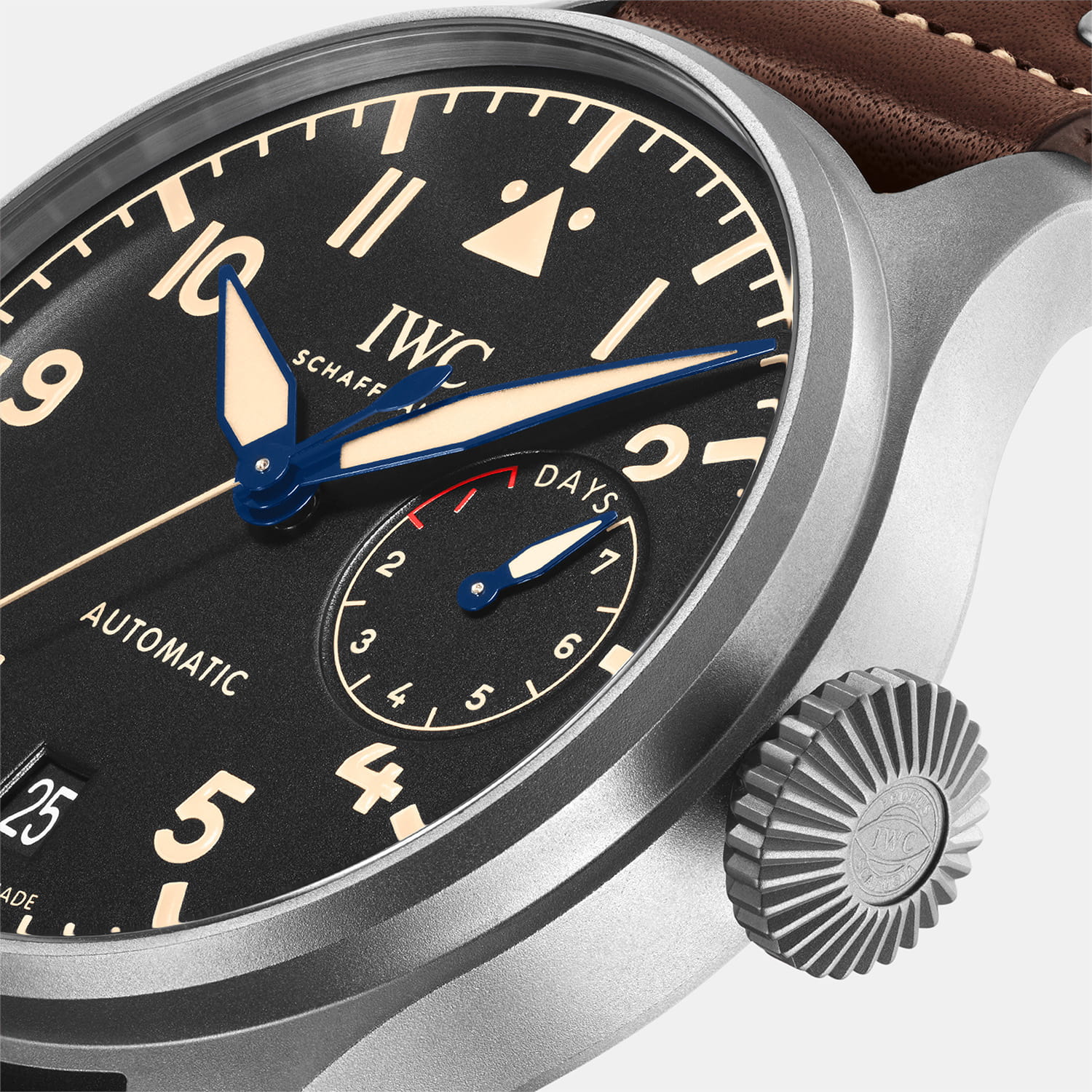 IWC Schaffhausen Big Pilot's Watch Heritage Produktbild main 2