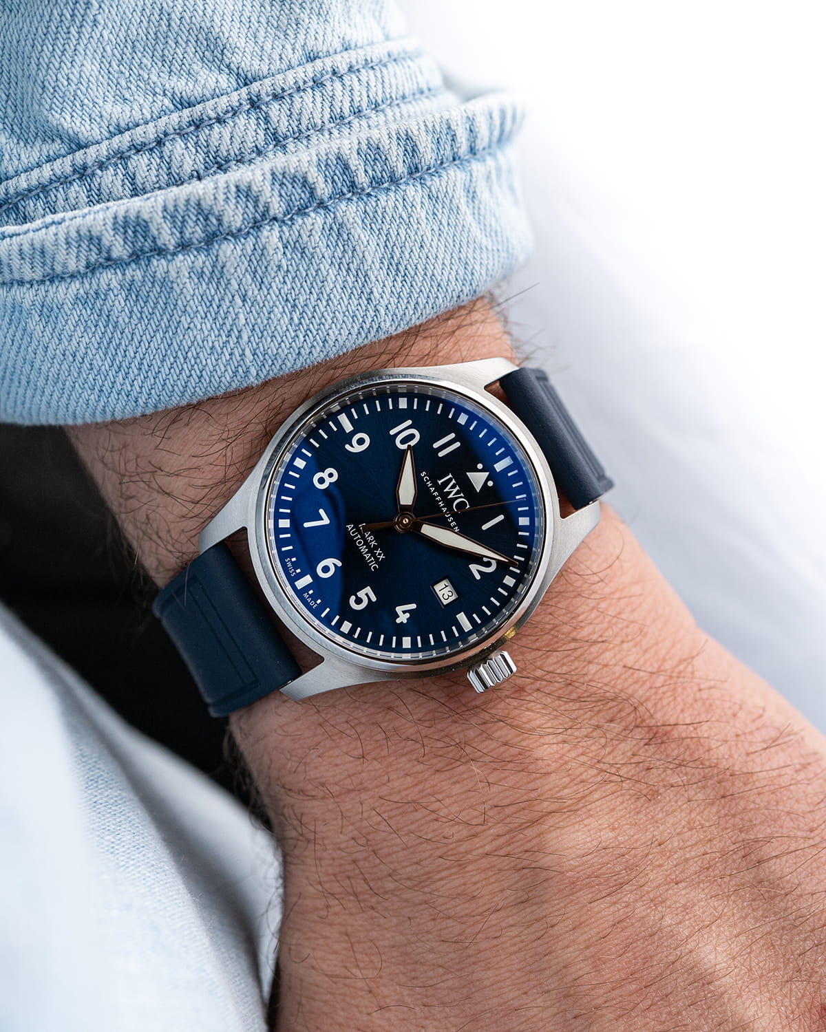 product-gallery-carousel-0