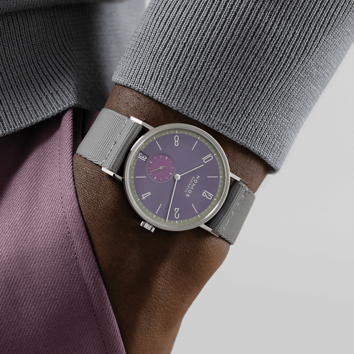 NOMOS Glashütte Tangente 38 Datum Mauvegrün Produktbild main 1